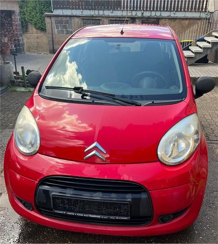 Rot Gebraucht 2012 Citroën C1 Kleinwagen | 1.500 € (Guter Preis) - Bild 1/4