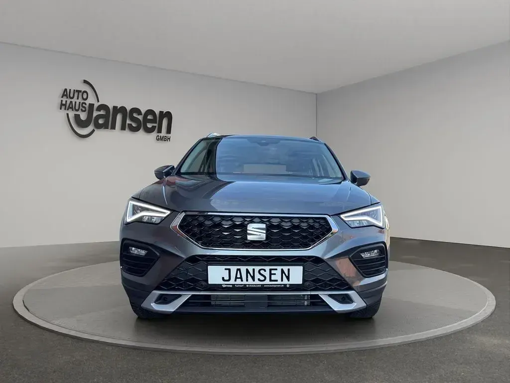 Gebraucht Seat Ateca Style 150 PS (110 kW) 2026 Grau SUV