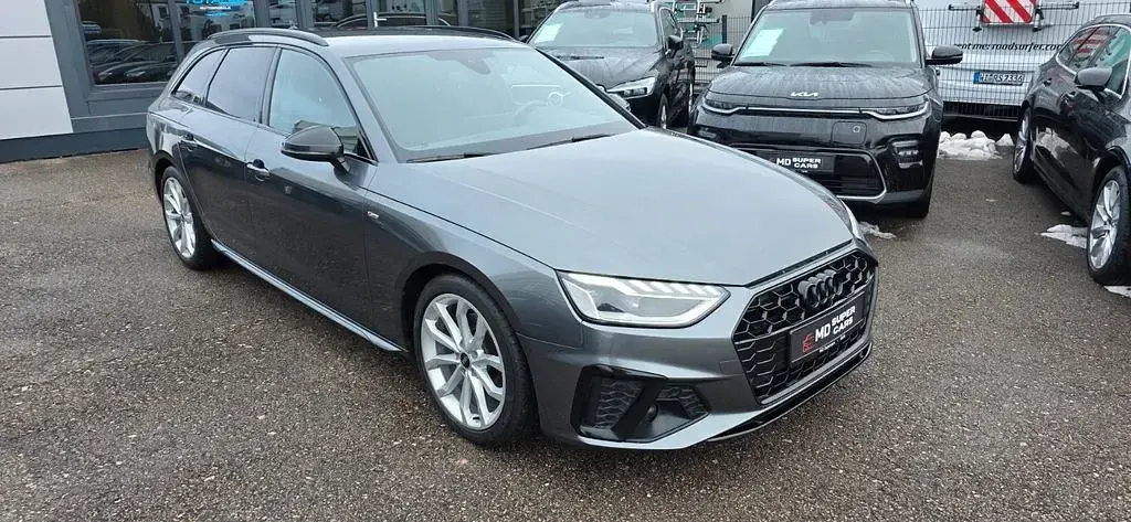 Gebraucht Audi A4 S-Line 163 PS (119 kW) 2021 Grau Limousine