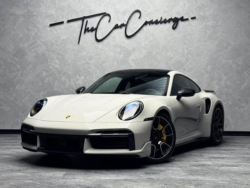 Grau Gebraucht 2024 Porsche 992 Coupé | 254.990 € (Teuer) - Bild 1/4