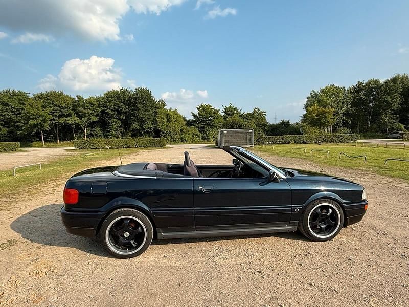 Gebraucht Audi Cabriolet 133 PS (97 kW) 1993 Blau Cabrio