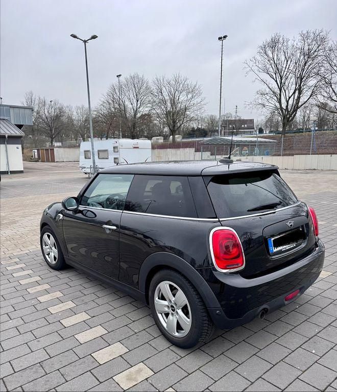 Gebraucht Mini ONE 102 PS (75 kW) 2018 Schwarz Kleinwagen
