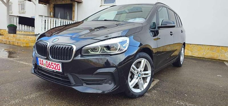 Gebraucht BMW 218 Advantage 150 PS (110 kW) 2022 Black sapphire metallic Van / Kleinbus