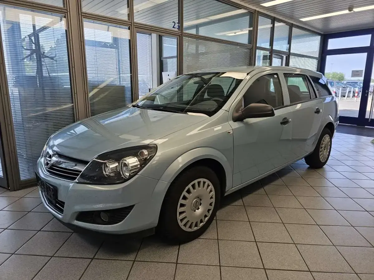 Gebraucht Opel Astra Comfort 116 PS (85 kW) 2009 Blaumet. Kombi