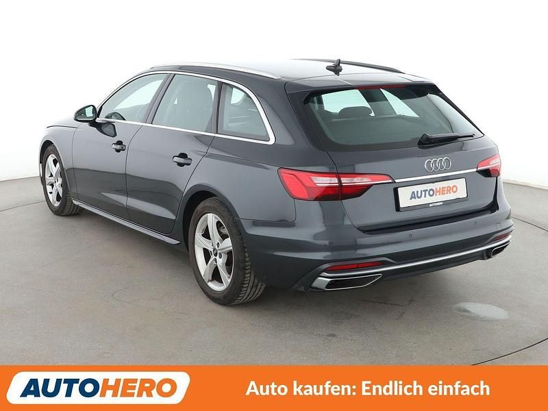 Second-hand Audi A4 Advanced 150 CP (110 kW) 2021 Gri Break