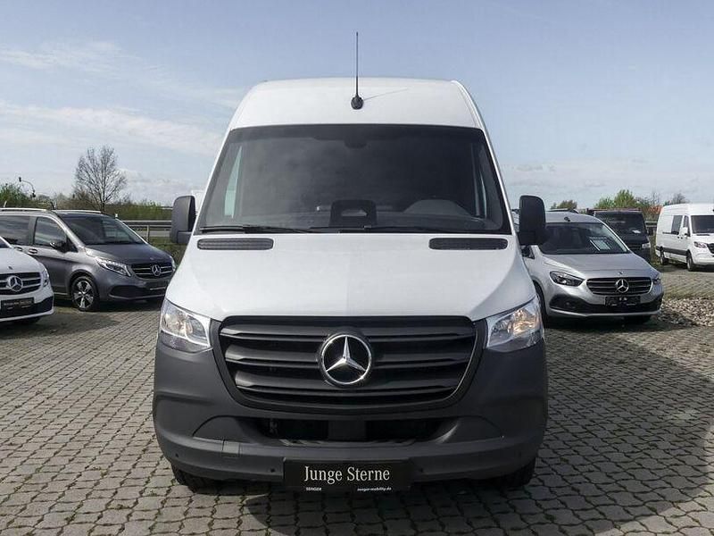 Używany Mercedes Sprinter 170 KM (125 kW) 2025 Biały Van