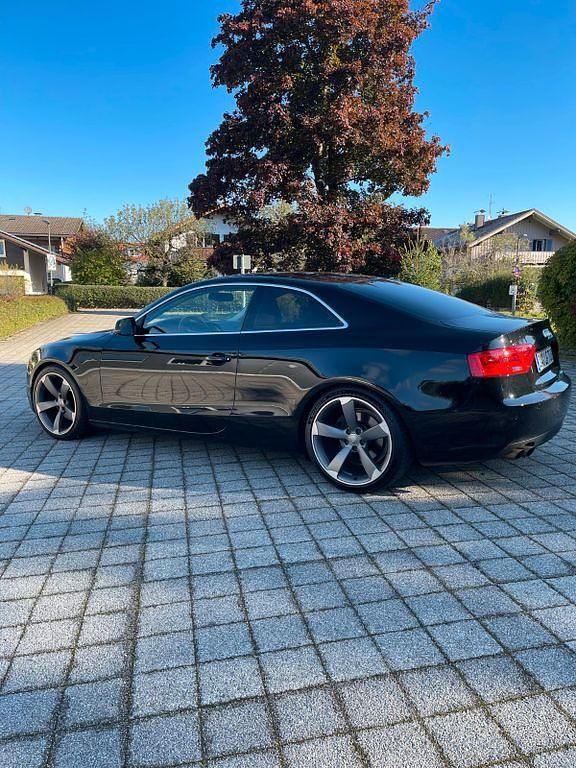 Gebraucht Audi A5 170 PS (125 kW) 2012 Schwarz Coupé