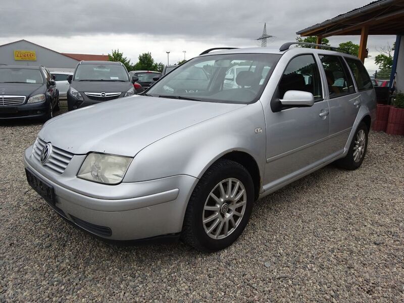 Silber Gebraucht 2003 VW Bora Trendline Limousine | 1.300 € (Guter Preis) - Bild 1/4