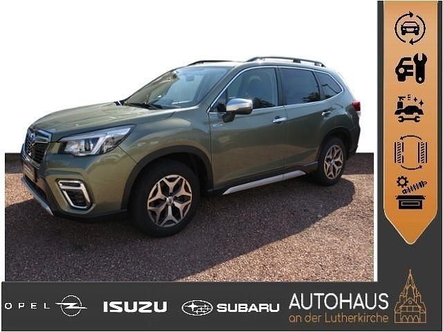Grün (jasper green (m)) (metallic) Gebraucht 2020 Subaru Forester Comfort SUV | 25.990 € (Fairer Preis) - Bild 1/4