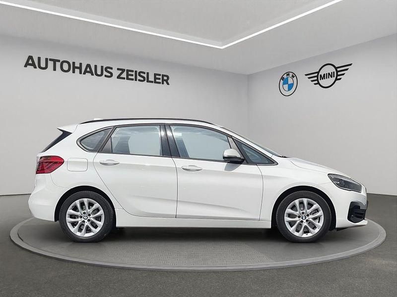 Gebraucht BMW 225 Active Tourer Advantage 224 PS (164 kW) 2020 Alpinweiß uni Van / Kleinbus