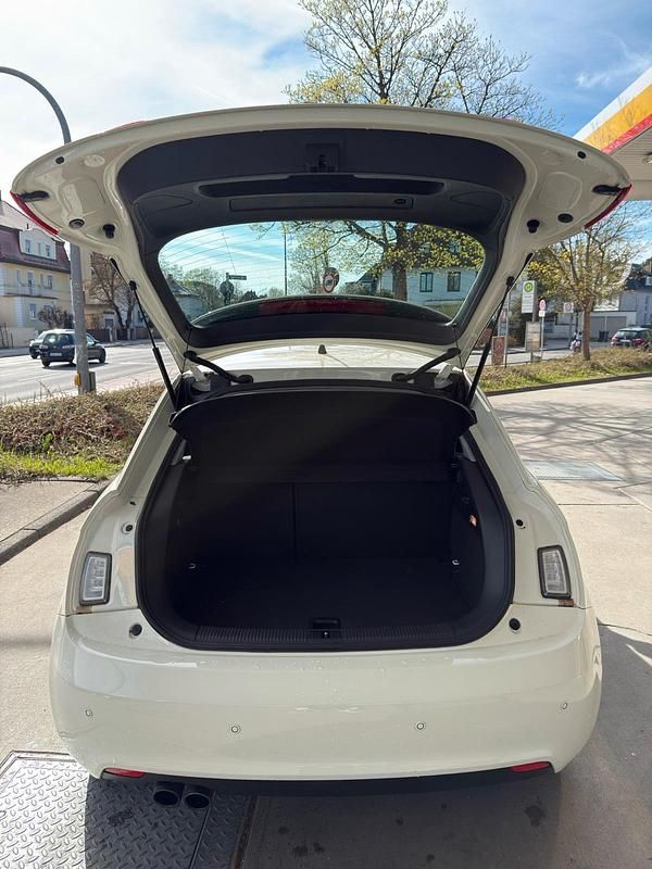 Gebraucht Audi A1 120 PS (88 kW) 2011 Kleinwagen