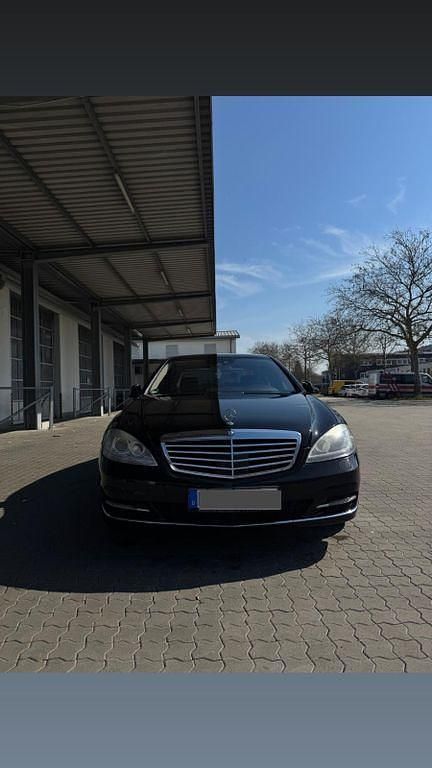 Gebraucht Mercedes S350 258 PS (189 kW) 2012 Schwarz Limousine
