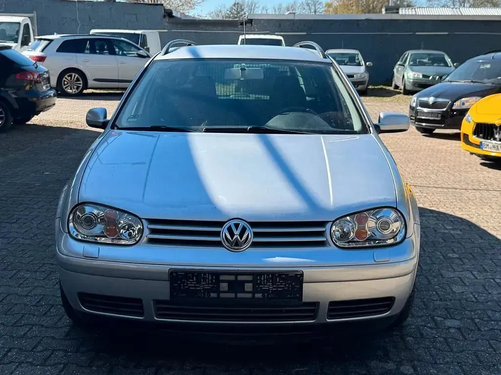 Gebraucht VW Golf IV Highline 102 PS (75 kW) 2002 Silber Kombi
