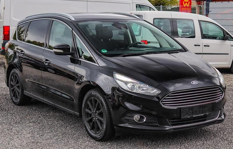 Gebraucht Ford S-MAX S 150 PS (110 kW) 2018 Schwarz Van / Kleinbus