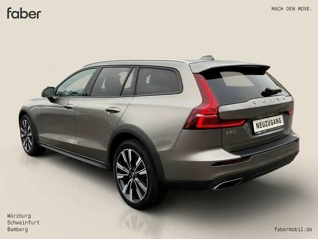Gebraucht Volvo V60 CC Pro 250 PS (183 kW) 2020 Kombi