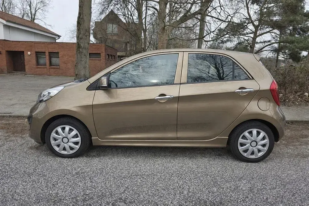 Gebraucht Kia Picanto 69 PS (50 kW) 2013 Braun Kleinwagen