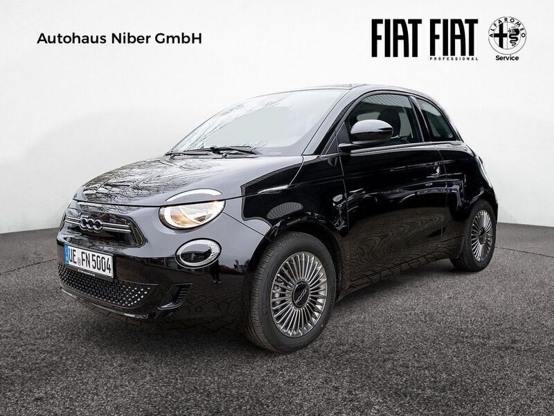 Schwarz Gebraucht 2024 Fiat 500e Icon | 20.477 € (Etwas zu teuer) - Bild 1/4