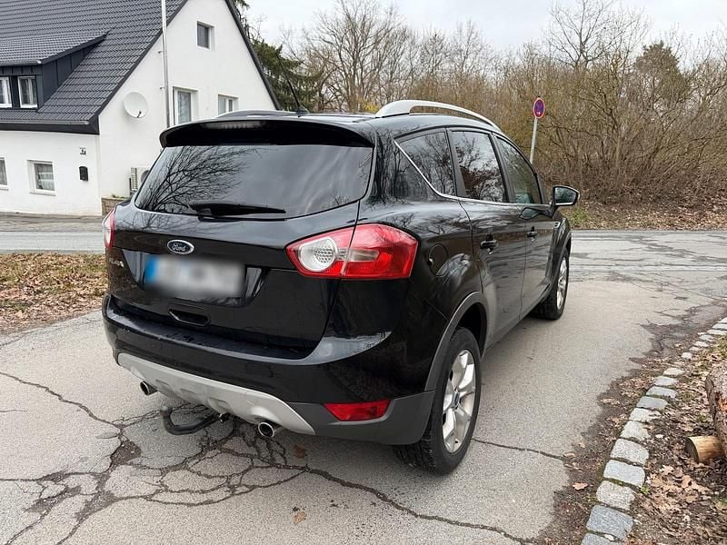 Gebraucht Ford Kuga 163 PS (119 kW) 2011 Schwarz SUV