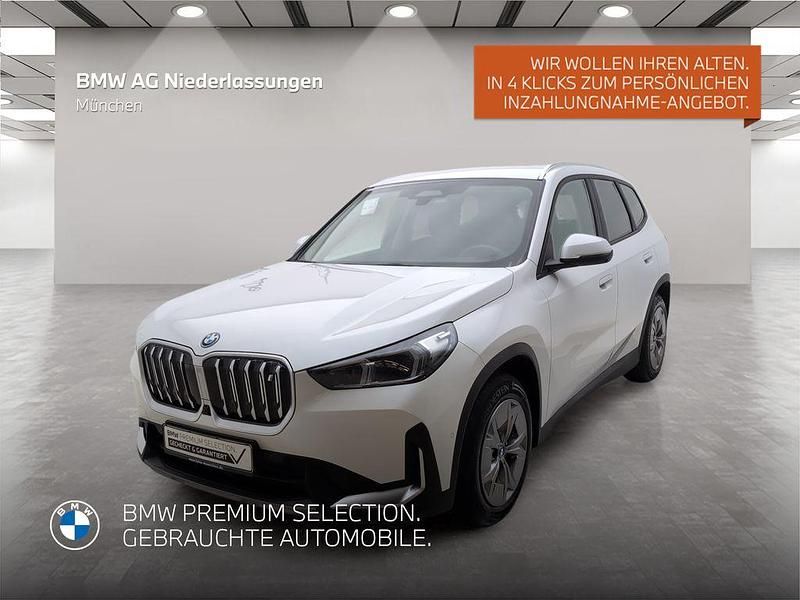 Weiß Gebraucht 2023 BMW iX1 Performance SUV | 38.901 € (Teuer) - Bild 1/4