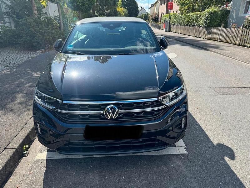 Schwarz Gebraucht 2024 VW T-Roc Cabriolet R-line Cabrio | 36.900 € (Etwas zu teuer) - Bild 1/4