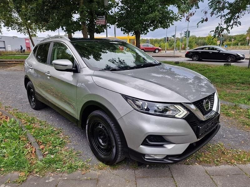 Silber Gebraucht 2019 Nissan Qashqai N-Way SUV | 12.999 € (Guter Preis) - Bild 1/4