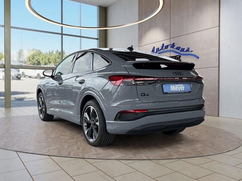 Gebraucht Audi e-tron Ambiente 150 kW (204 PS) 2023 Kieselgrau SUV