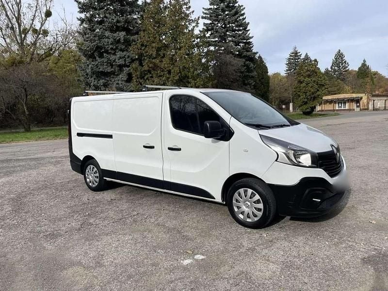 Gebraucht Renault Trafic Komfort 95 PS (69 kW) 2019 Weiß Van / Kleinbus