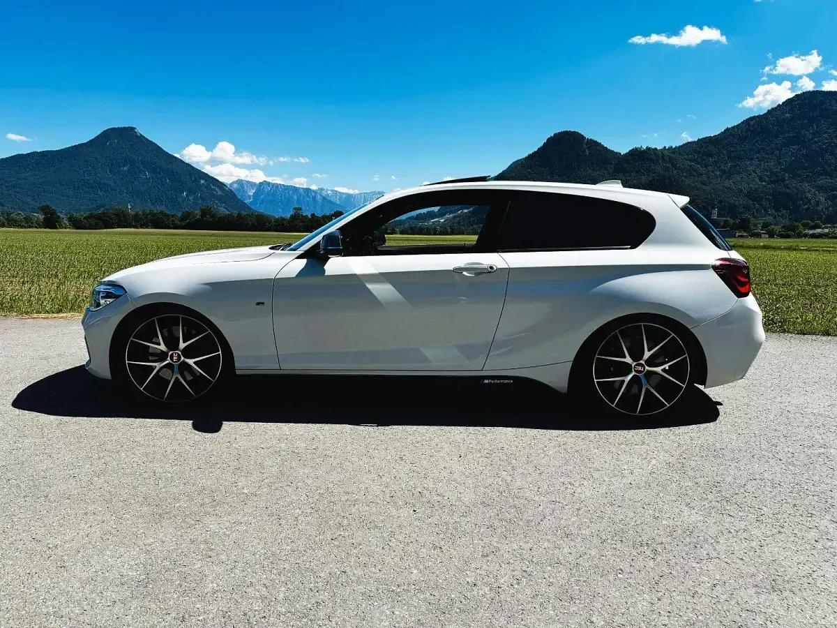 Gebraucht BMW M135 M Performance 326 PS (239 kW) 2015 Weiß Kleinwagen