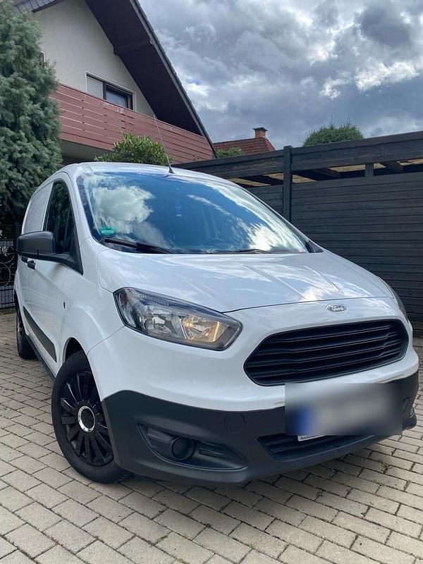 Weiß Gebraucht 2016 Ford Transit Van / Kleinbus | 7.299 € (Guter Preis) - Bild 1/4