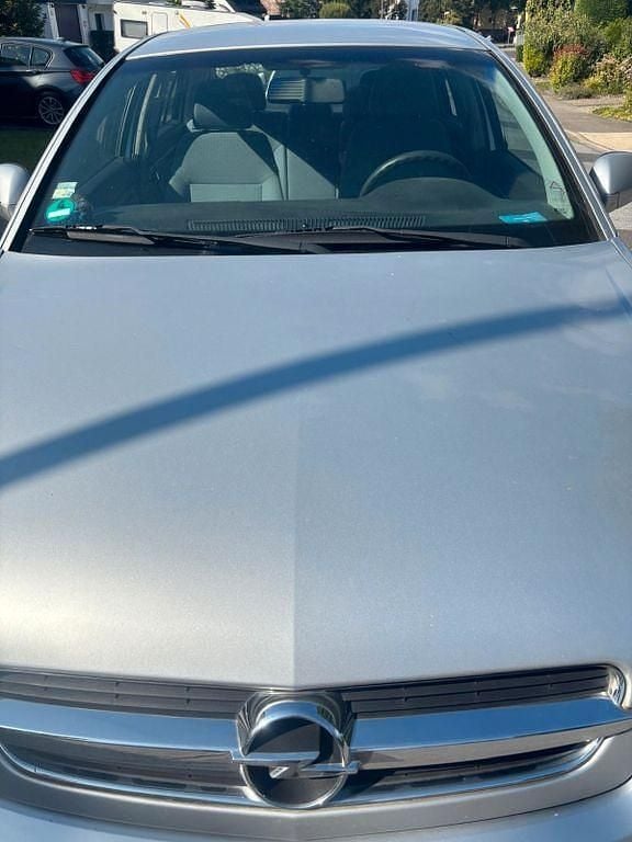 Silber Gebraucht 2002 Opel Vectra Comfort Limousine | 1.200 € (Superpreis) - Bild 1/4