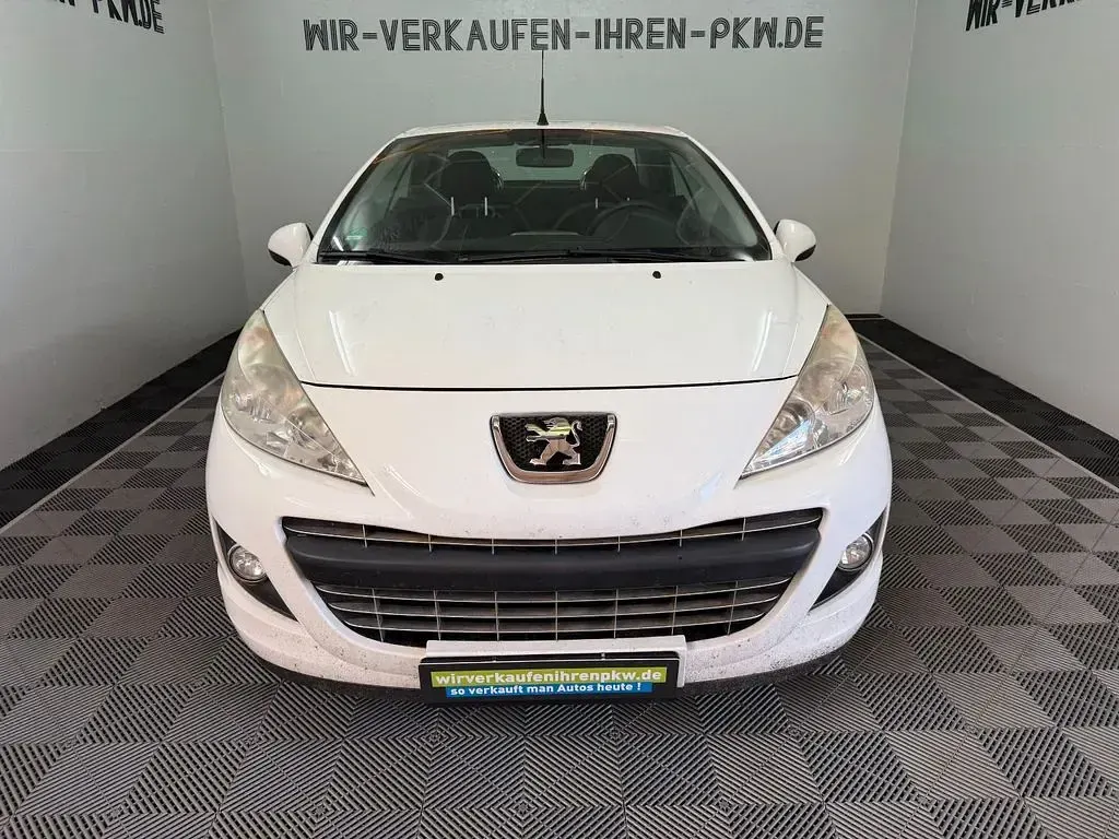 Gebraucht Peugeot 207 CC Premium 120 PS (88 kW) 2010 Blanc banquise Cabrio