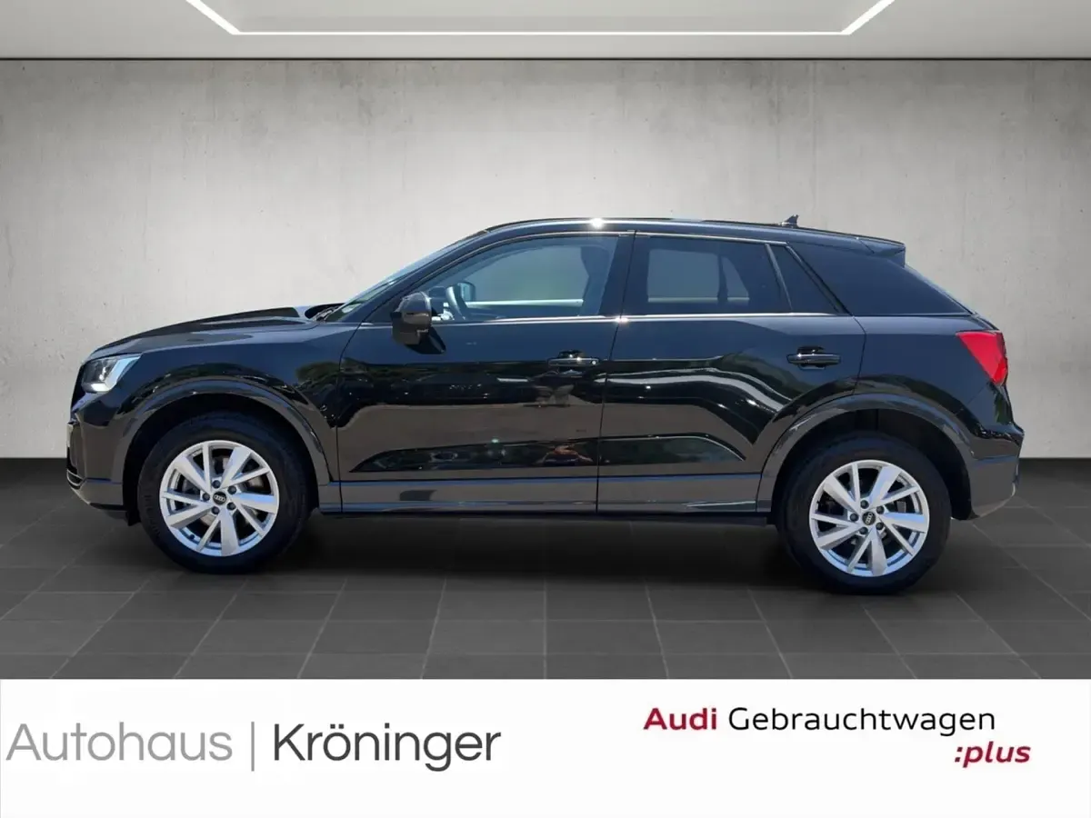 Gebraucht Audi Q2 Advanced Plus 190 PS (139 kW) 2025 Mythosschwarz metallic SUV