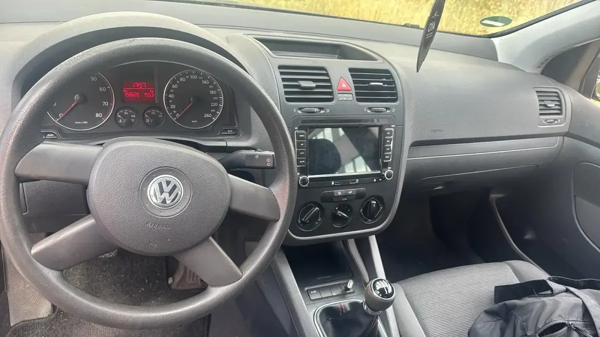 Gebraucht VW Golf V 102 PS (75 kW) 2004 Schwarz Kleinwagen