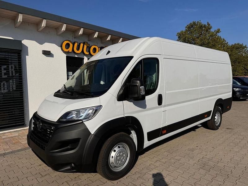 Lackierung weiss Gebraucht 2024 Opel Movano Van | 29.985 € (Superpreis) - Bild 1/4