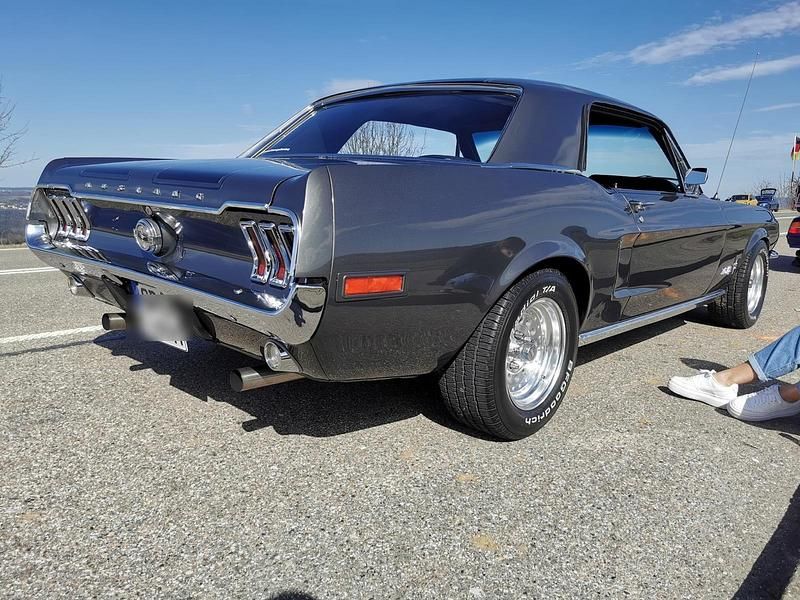 Gebraucht Ford V8 250 PS (183 kW) 1968 Grau Coupé