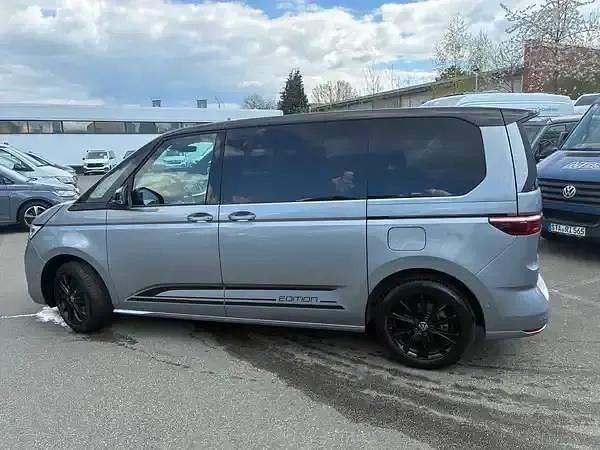 Używany VW Multivan 177 KM (130 kW) 2025 Czarny Minivan