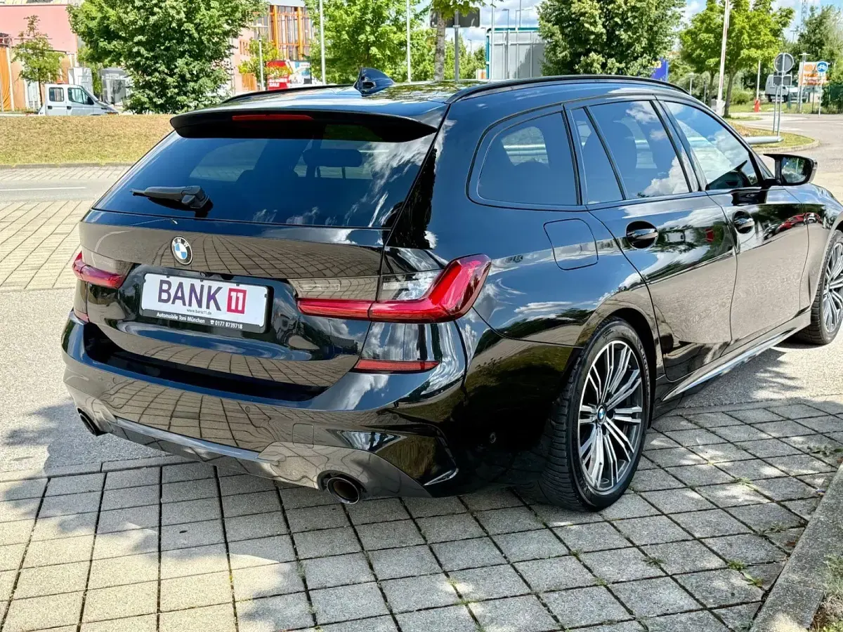Gebraucht BMW 320e Shadowline 190 PS (139 kW) 2021 Schwarz Kombi