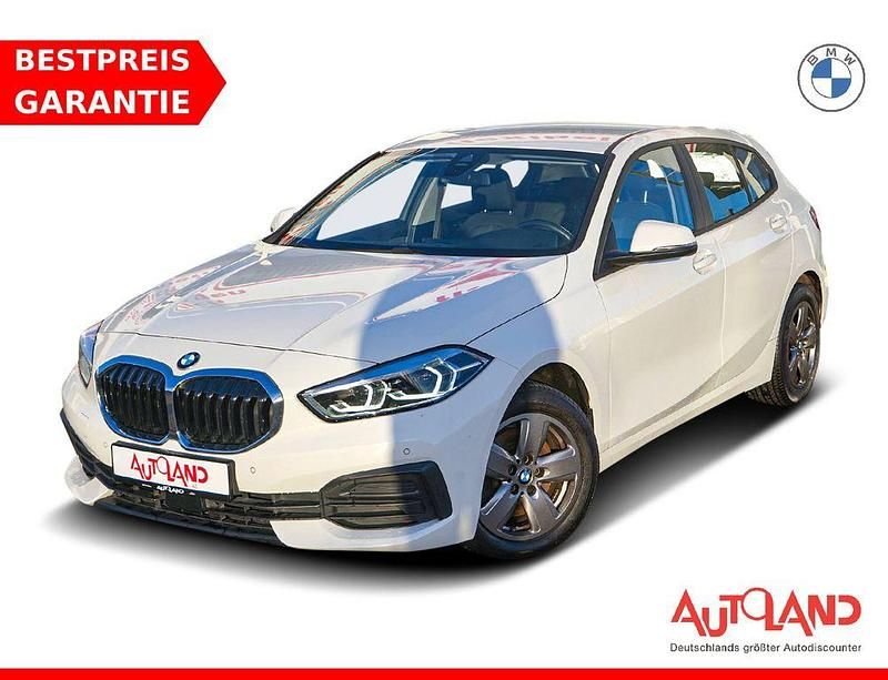 Gebraucht BMW 118 Advantage 136 PS (100 kW) 2022 Alpinweiss Kleinwagen