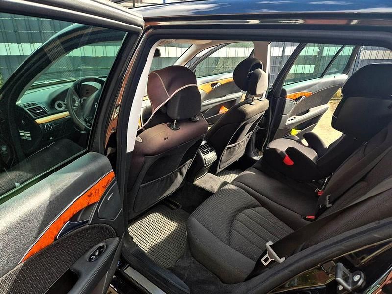 Gebraucht Mercedes E200 Elegance 184 PS (135 kW) 2007 Schwarz Limousine