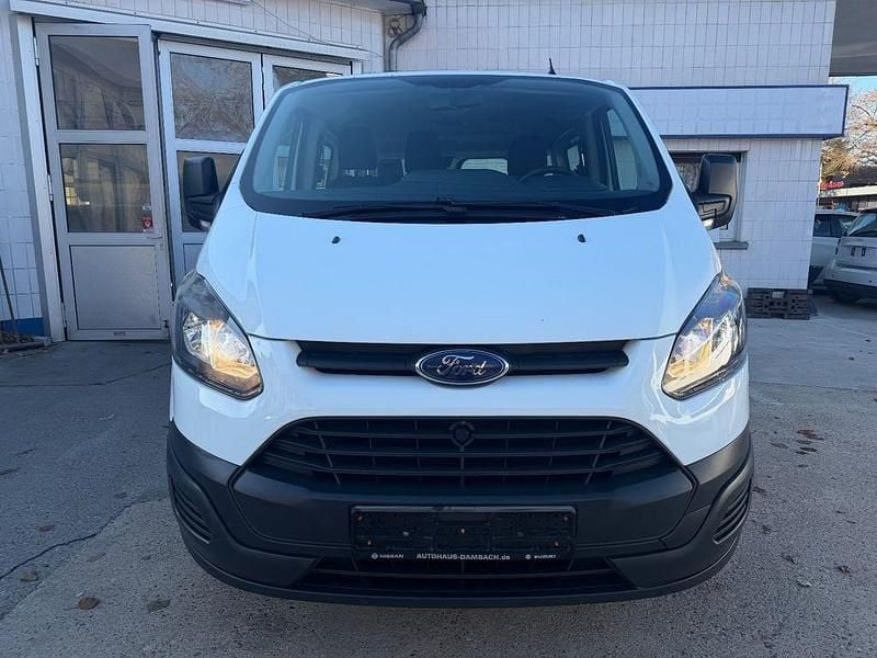 Gebraucht Ford Transit Custom 105 PS (77 kW) 2018 Frozen white Van / Kleinbus