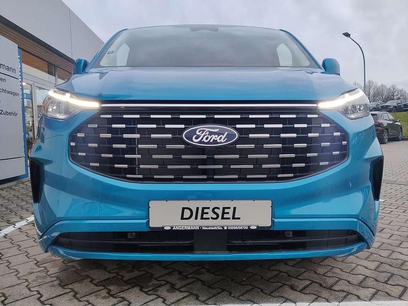 Neu Ford Tourneo Titanium 150 PS (110 kW) 2025 Digitalaquablue Van / Kleinbus