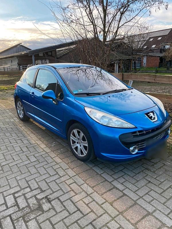 Gebraucht Peugeot 207 100 PS (73 kW) 2007 Blau Kleinwagen
