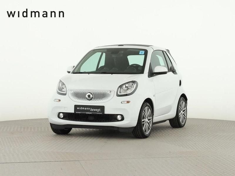 Bodypanels in white Gebraucht 2019 Smart ForTwo Cabrio Cabrio | 15.850 € (Guter Preis) - Bild 1/4