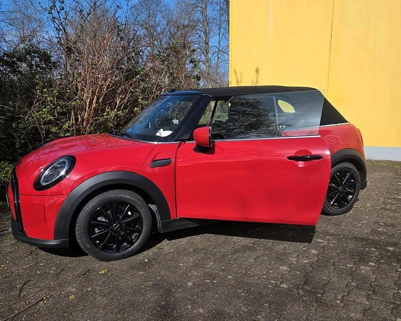 Gebraucht Mini Cooper Cabriolet 136 PS (100 kW) 2022 Rot Cabrio