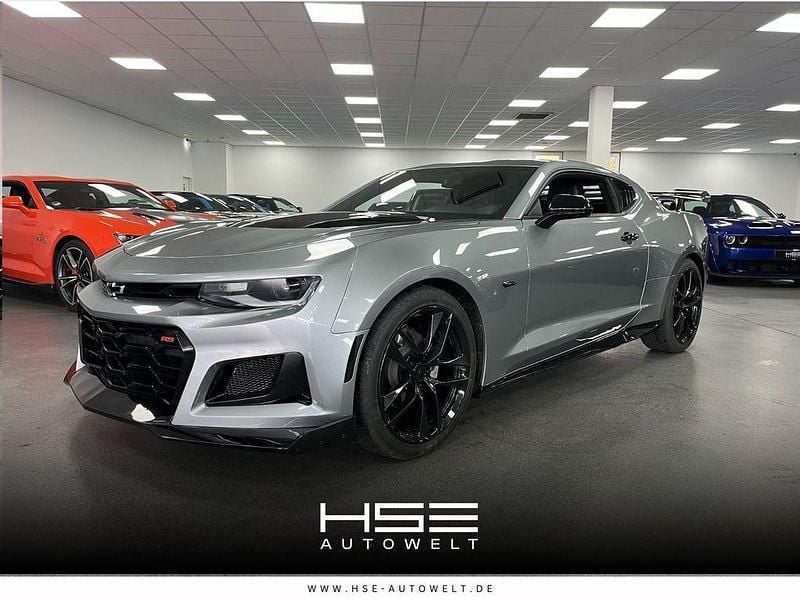 Grau Gebraucht 2023 Chevrolet Camaro Coupé | 34.990 € (Guter Preis) - Bild 1/3