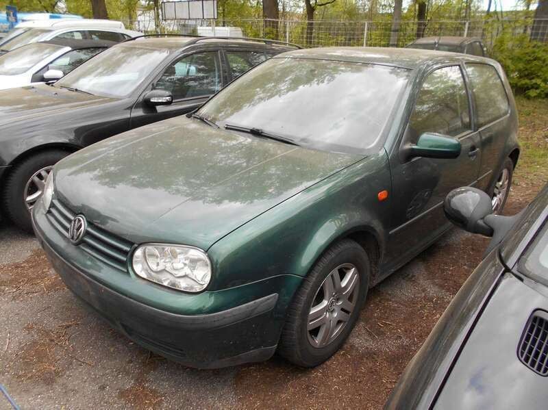 Grün Gebraucht 1998 VW Golf IV Highline Limousine | 1.599 € (Superpreis) - Bild 1/4
