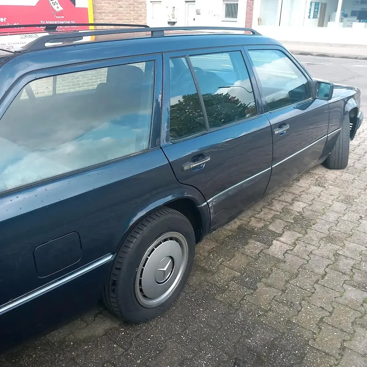 Gebraucht Mercedes E200 136 PS (100 kW) 1996 Blau Kombi