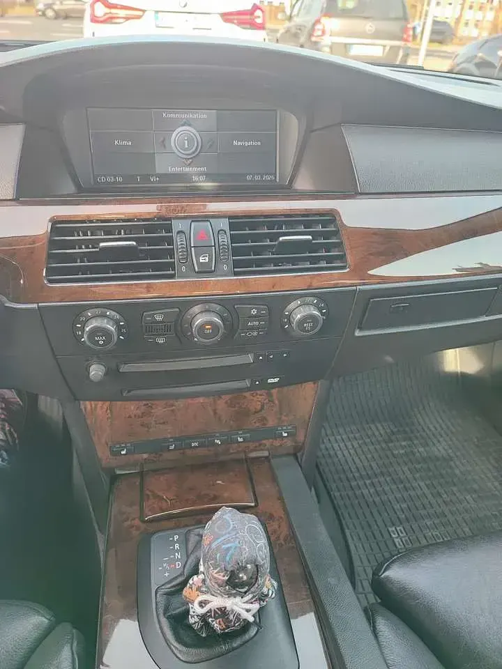Gebraucht BMW 530 231 PS (169 kW) 2006 Kombi