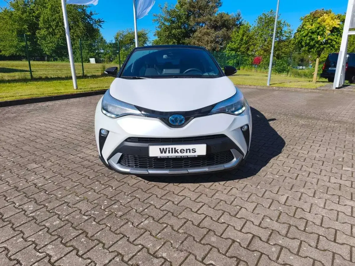 Gebraucht Toyota C-HR Team 152 PS (111 kW) 2022 Platinum white pearl mc (089)/ SUV