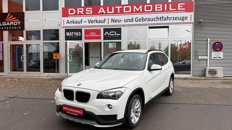 Alpinweiss iii Gebraucht 2015 BMW X1 Advantage SUV | 12.400 € (Fairer Preis) - Bild 1/4